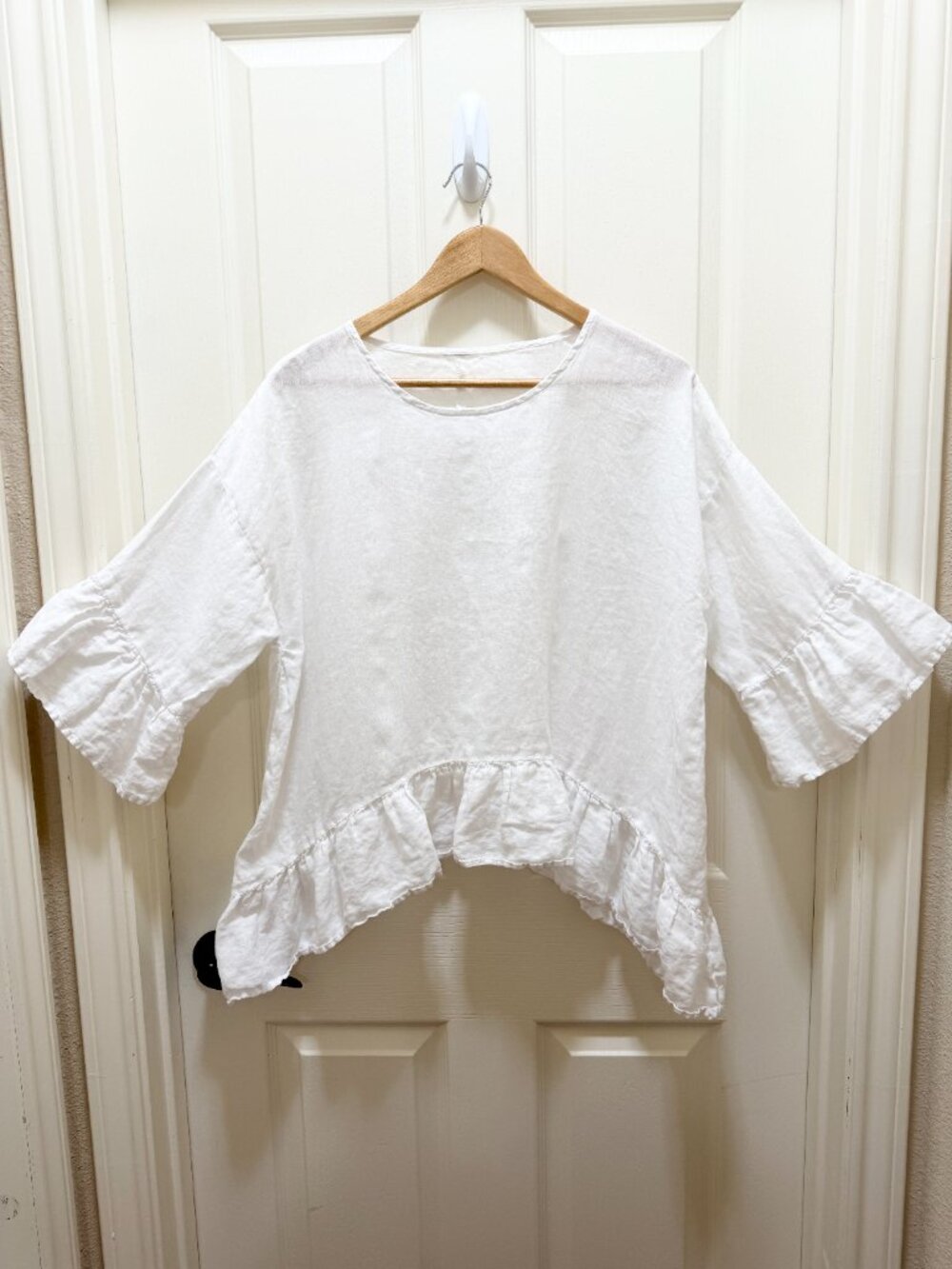 Match Point Women's 100% Lining Oversized Tunic Top Size S White, Ruffle Accents